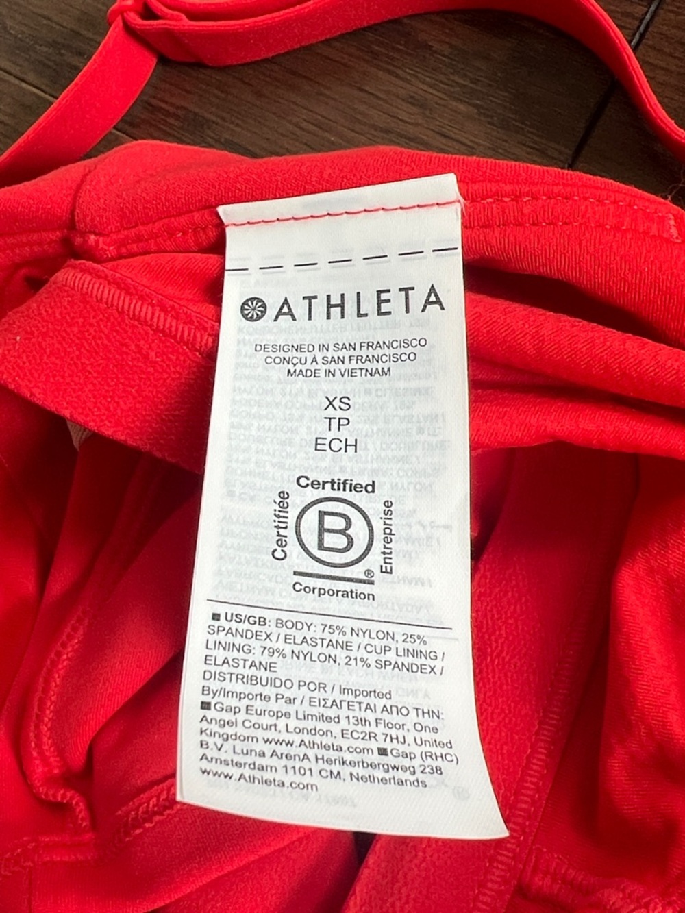 NWOT Athleta Elation V-Neck Longline
Sports Bra - Picture 7 of 10